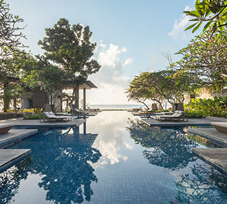 Infinity Beach Pool - Infinte Views of the Sanur Beach