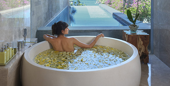 Spa at Maya - Flower Bath